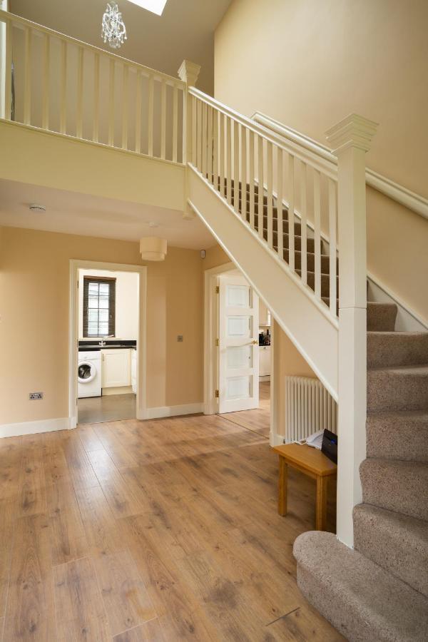 Lodge At Lough Erne Енискилен Екстериор снимка