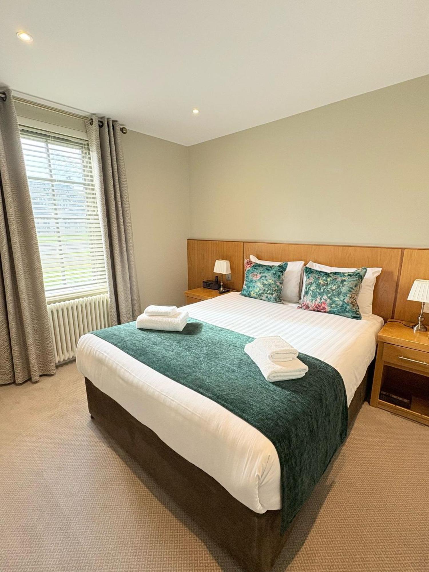 Lodge At Lough Erne Енискилен Екстериор снимка