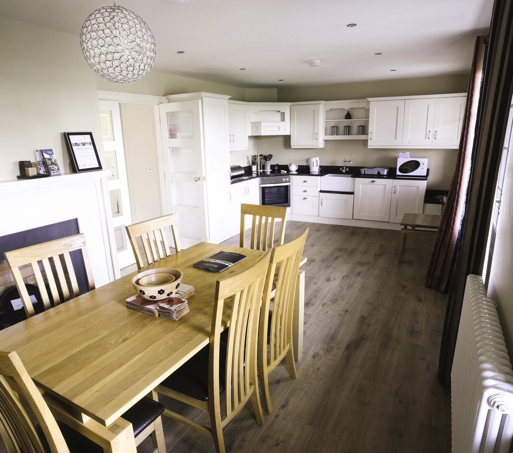 Lodge At Lough Erne Енискилен Екстериор снимка