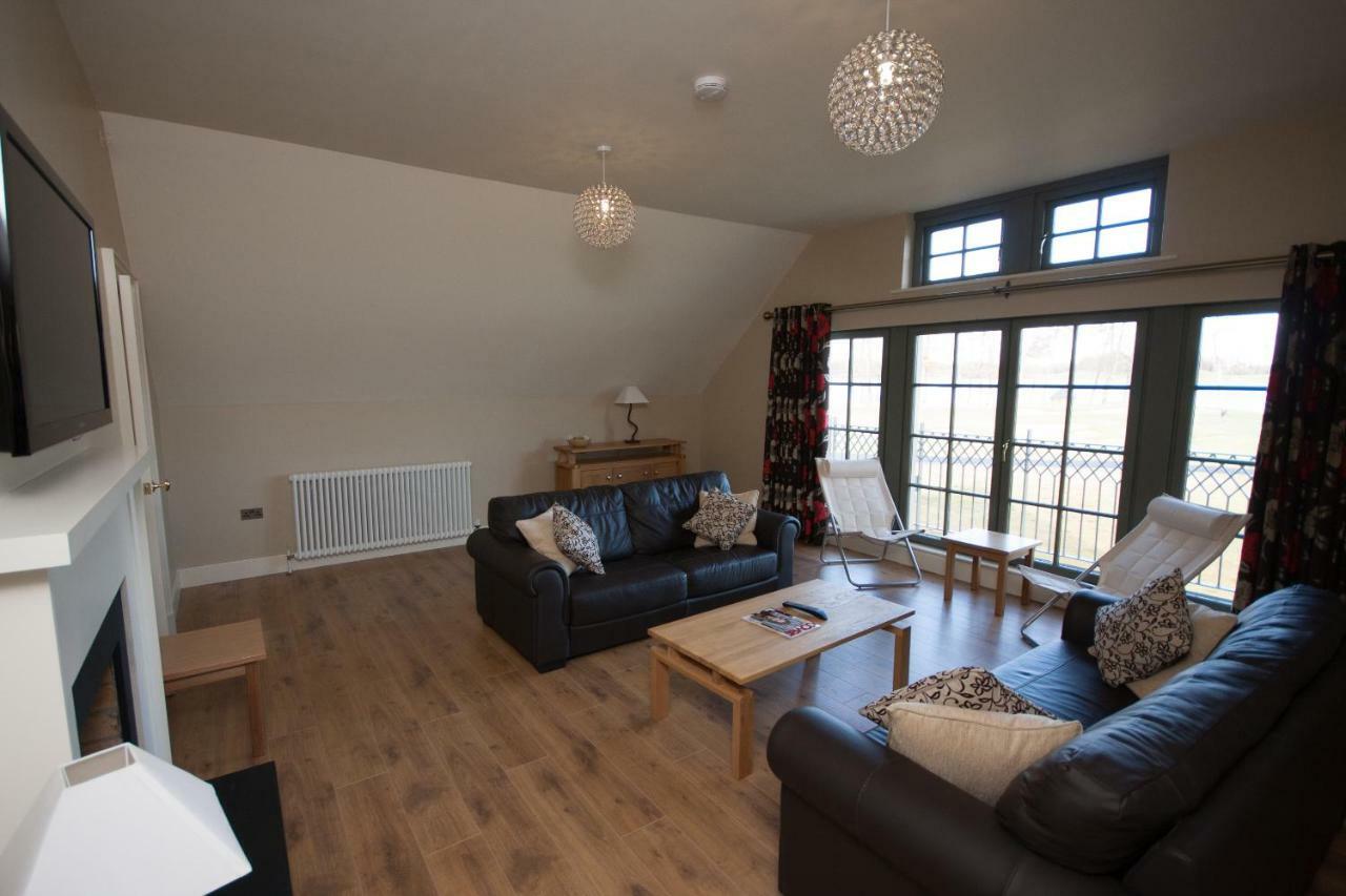 Lodge At Lough Erne Енискилен Екстериор снимка