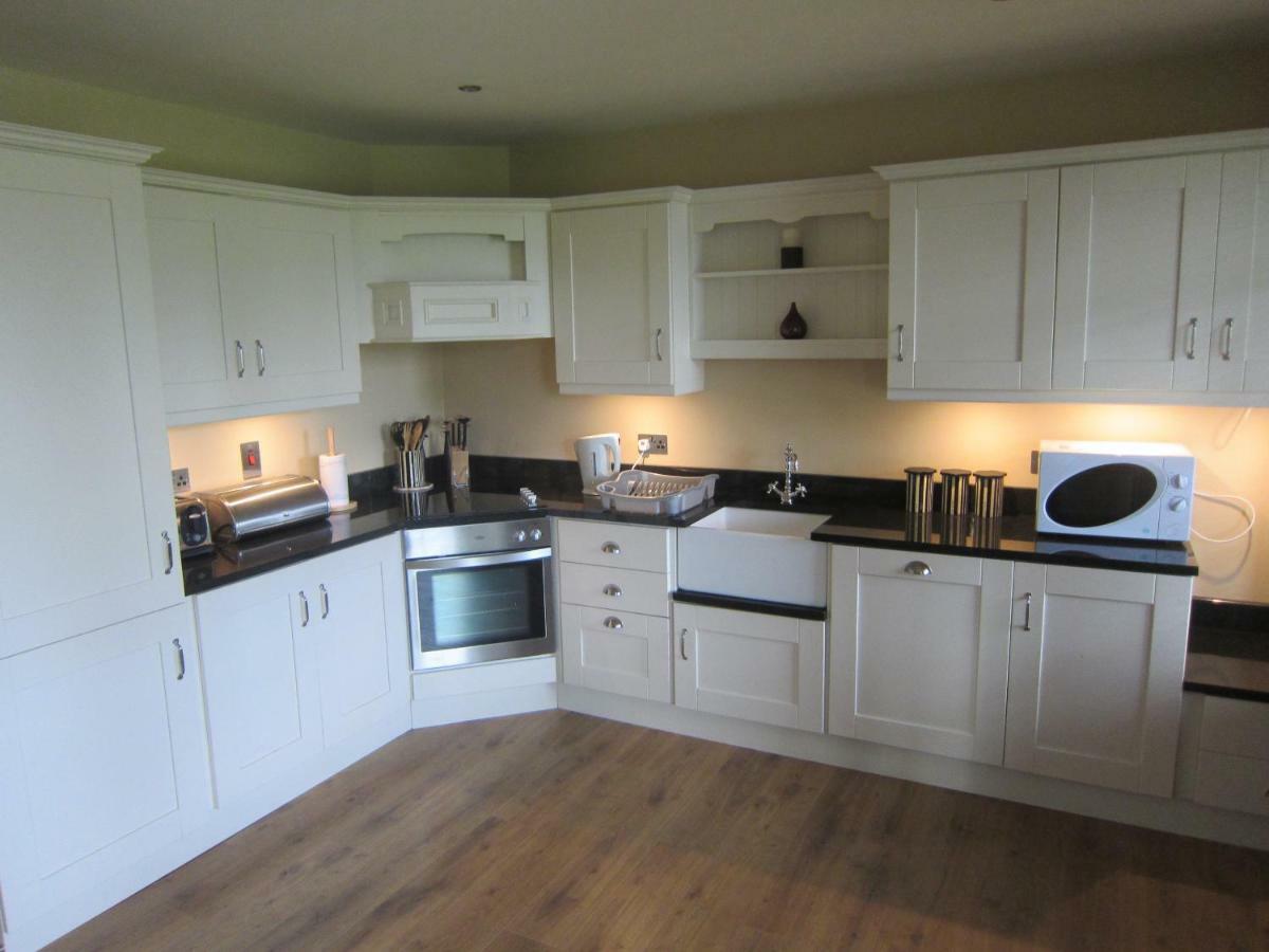 Lodge At Lough Erne Енискилен Екстериор снимка